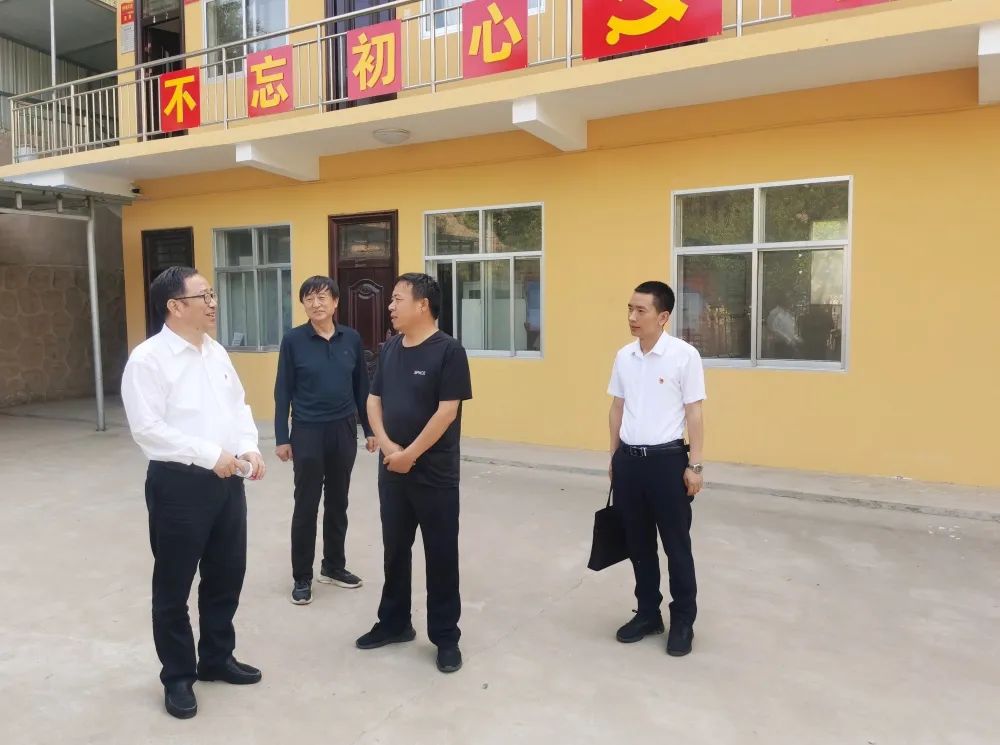 陜鋼集團開展抓黨建促鄉(xiāng)村振興工作調研