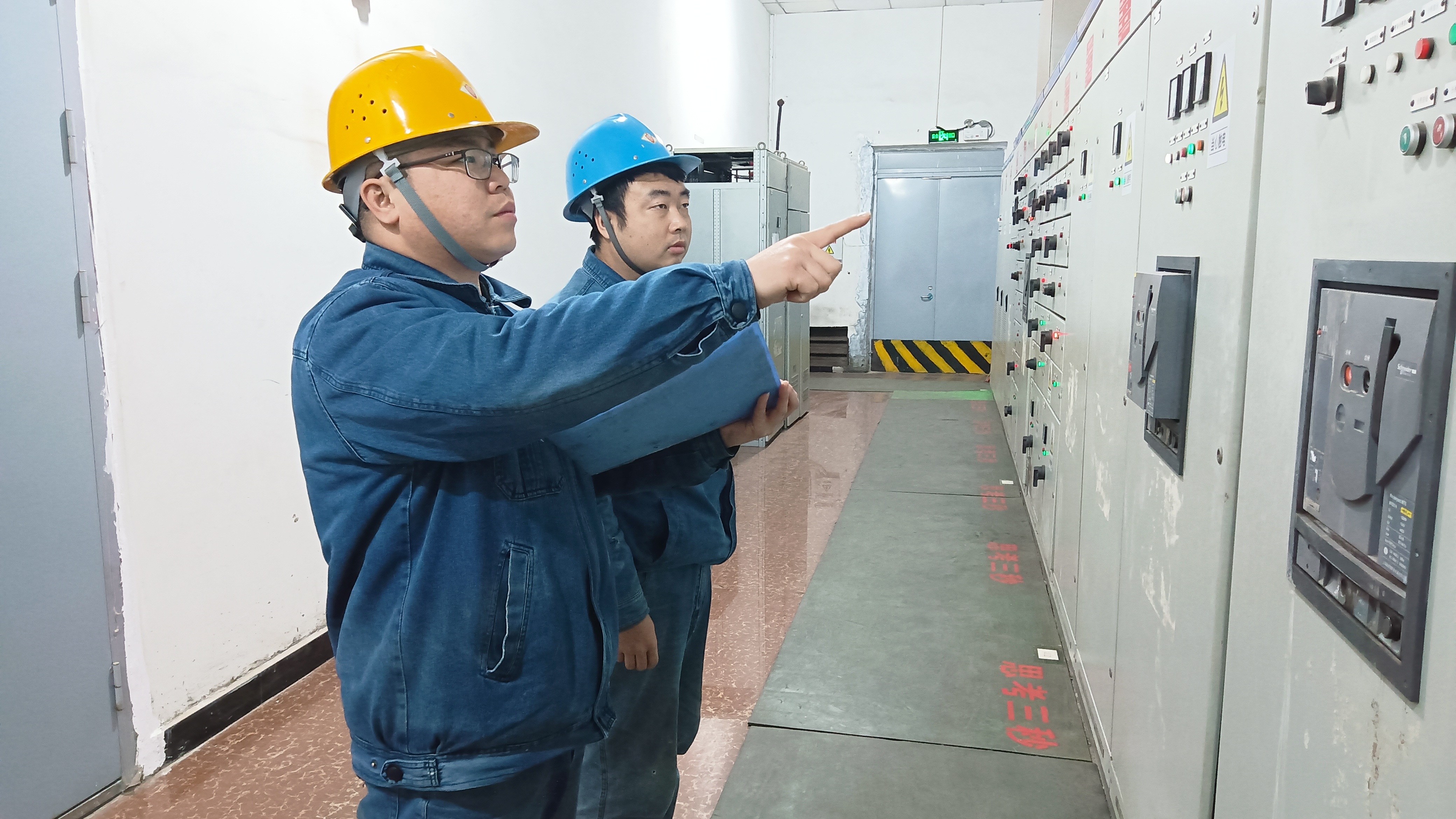 鑷存暚锛佸彲鎰涚殑娓呮筏浜�